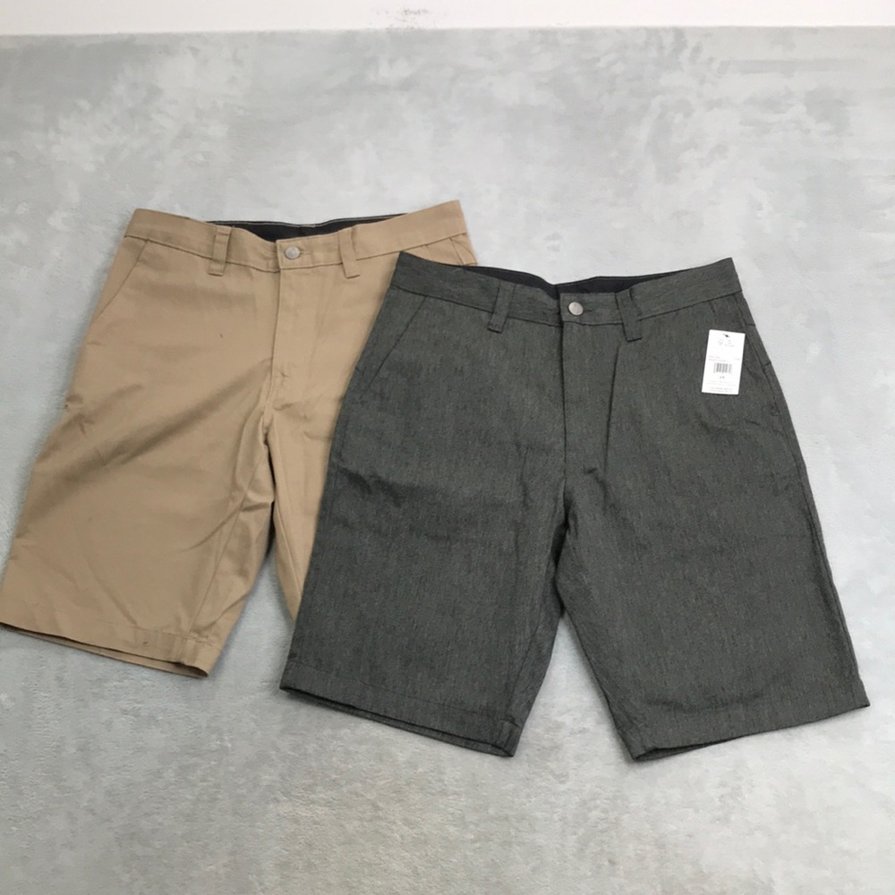 Volcom Men's 2 Pairs of VMonty Shorts Tan and Gray Size 29 New